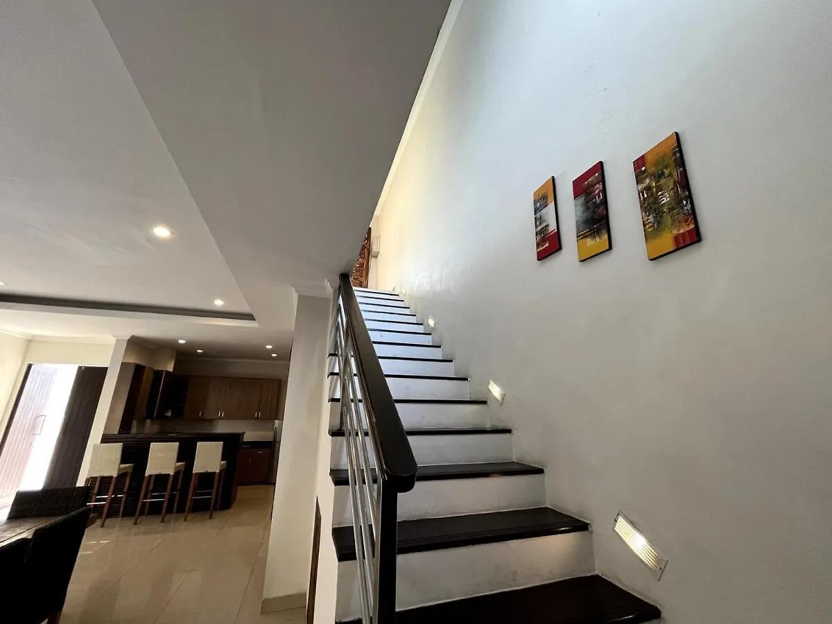 White Lotus Villa By Miel Property Seminyak   Seminyak (Bali)